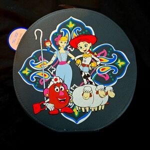 Vera Bradley Andy's Room whimsy cosmetic